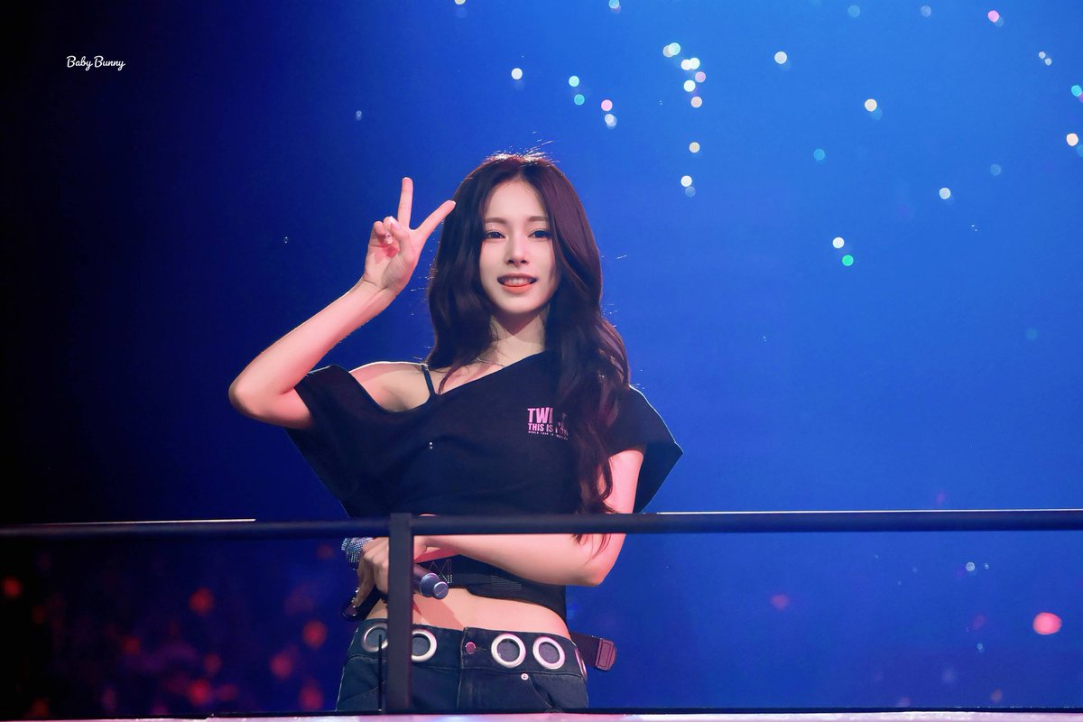 Baby Bunny tweet media