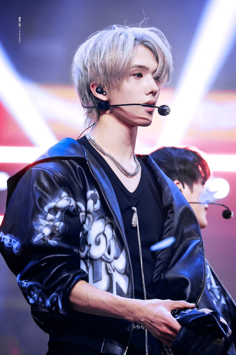 𝗗𝗢𝗧_𝗧𝗛 tweet media