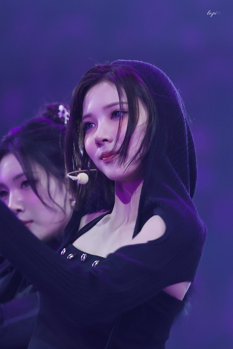 𝐿𝑢𝑝𝑖 tweet media