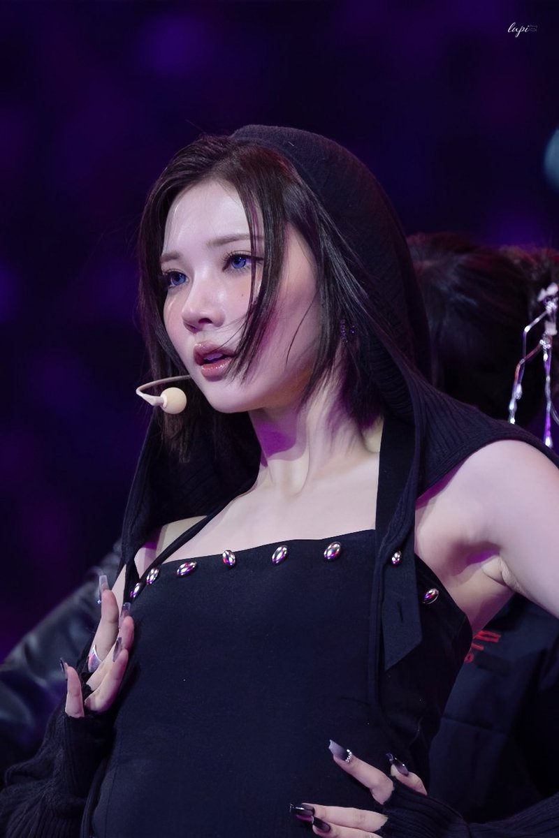 𝐿𝑢𝑝𝑖 tweet media