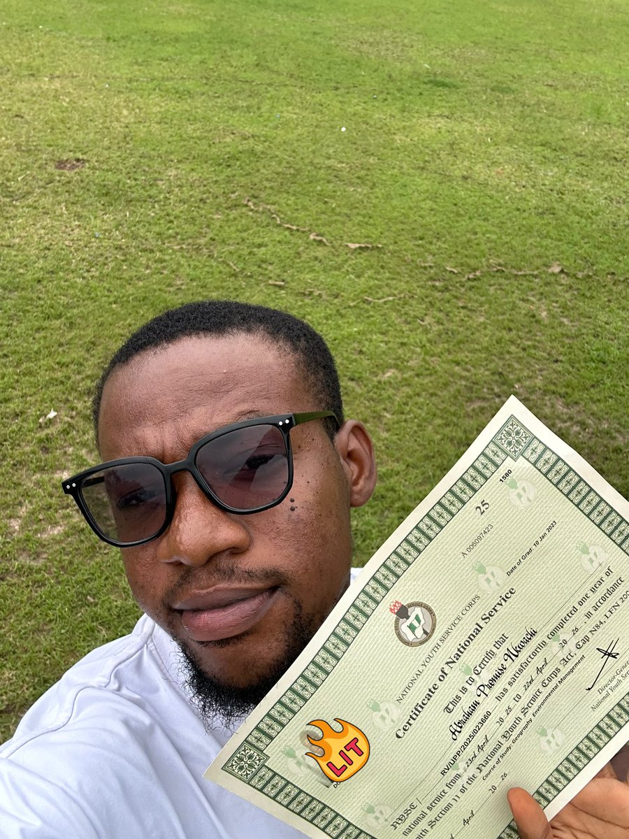 theLeadingVibe🍃 tweet media