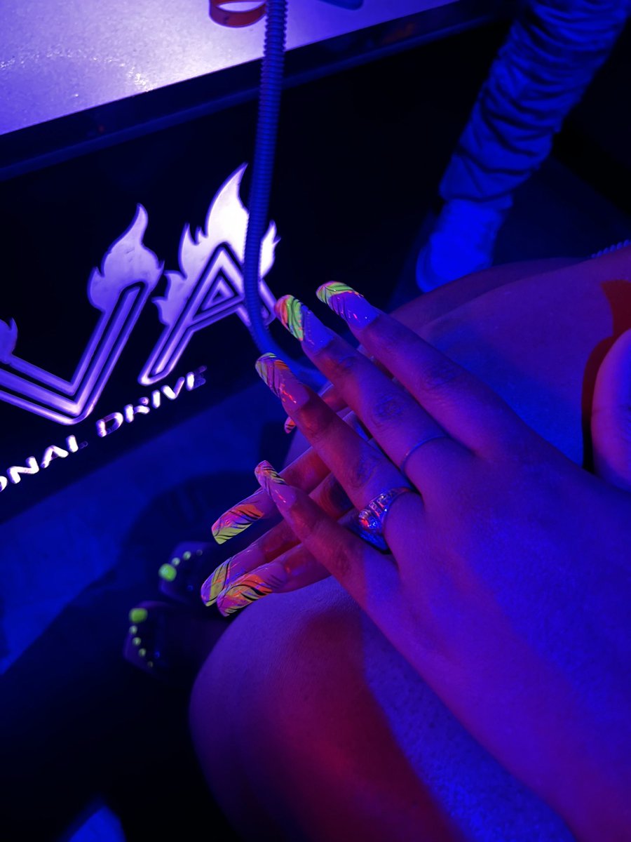 P E N N Y 🫧 tweet media