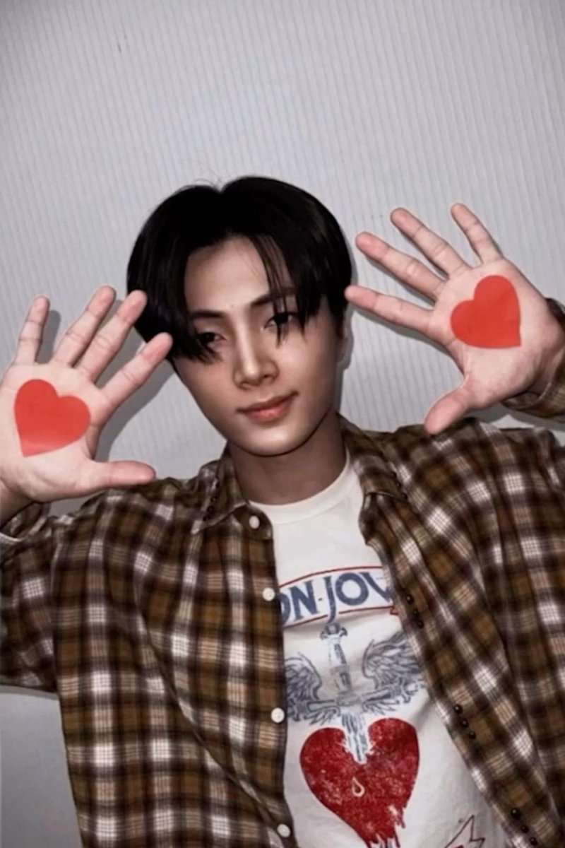 LUCKY enji 𐙚 tweet media