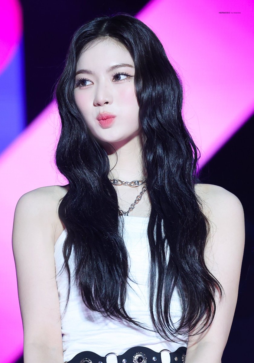 𝗛𝗲𝗿𝗺𝗼𝘀𝗼 tweet media