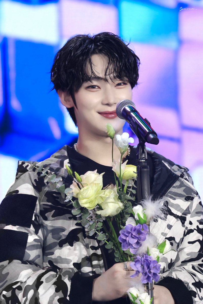 🩵⚡️ tweet media