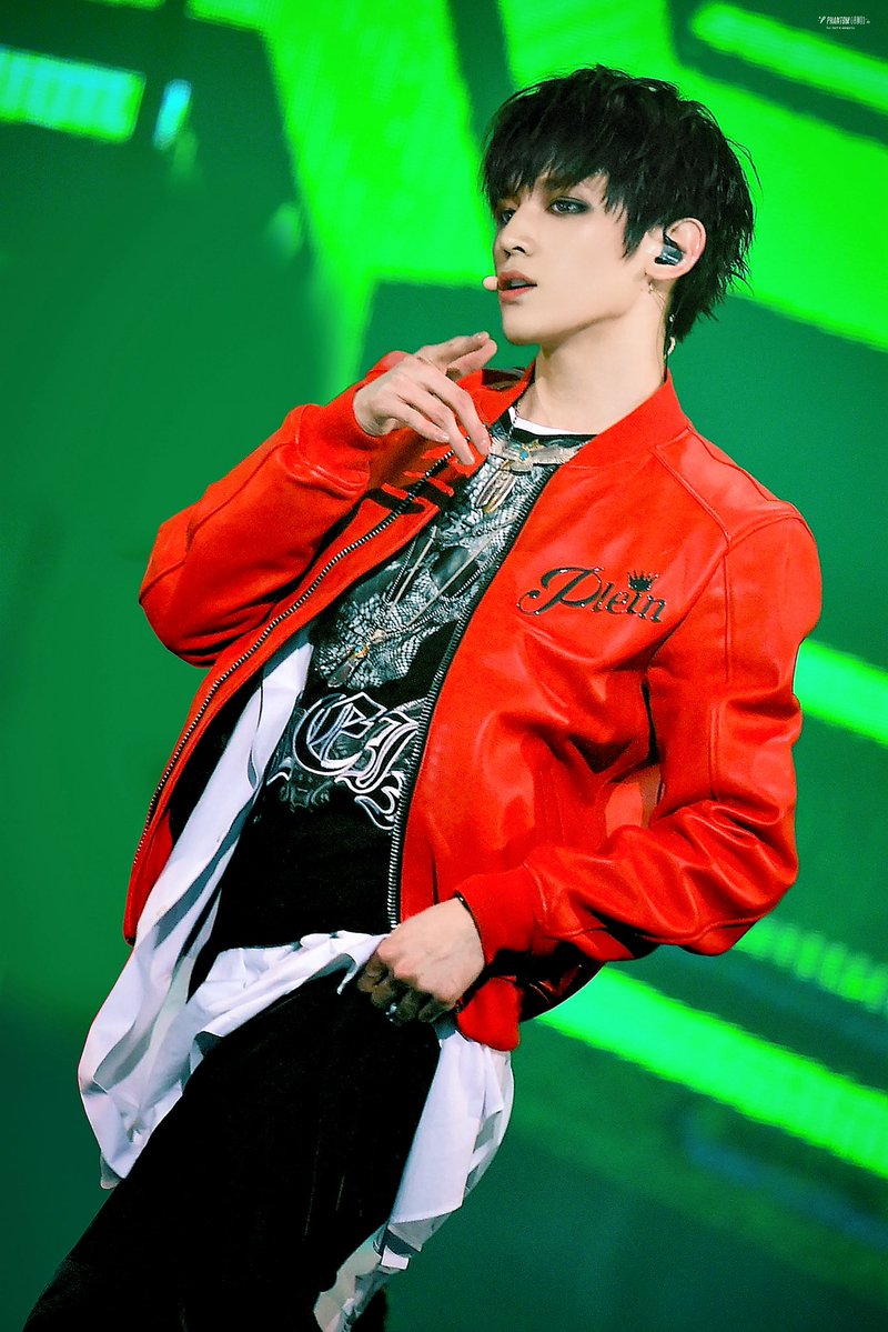 𝐏𝐡𝐚𝐧𝐭𝐨𝐦 𝟒𝟎𝟔 tweet media