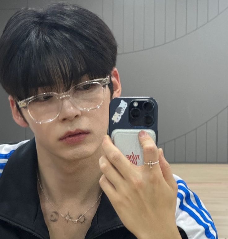 tub ⋆˚𝜗𝜚˚⋆ 📌 ZRSD tweet media