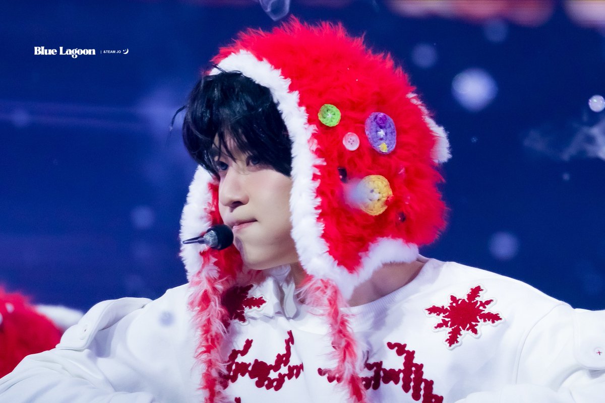 𝑩𝒍𝒖𝒆 𝑳𝒂𝒈𝒐𝒐𝒏 tweet media