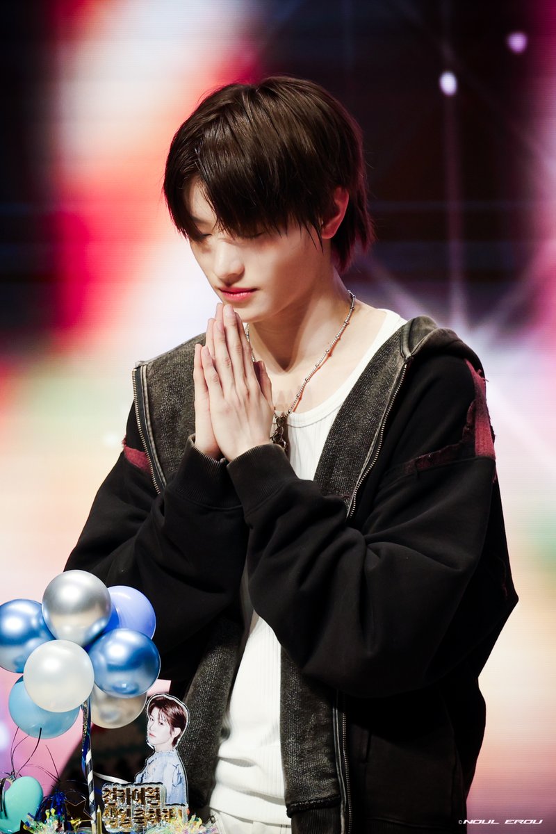 noulerou_'s tweet photo. 251214 #MERRYKAIWENSDAY [HQ]

I hope you debut soon🤞💫

#AprilFoolsDay
#천카이원 #CHENKAIWEN 
#陈凯文 #チェンカイウェン https://t.co/BDVdbcz5B9
