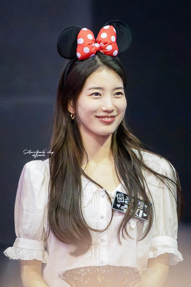 𝙼𝙰𝚁𝙺🏷 tweet media