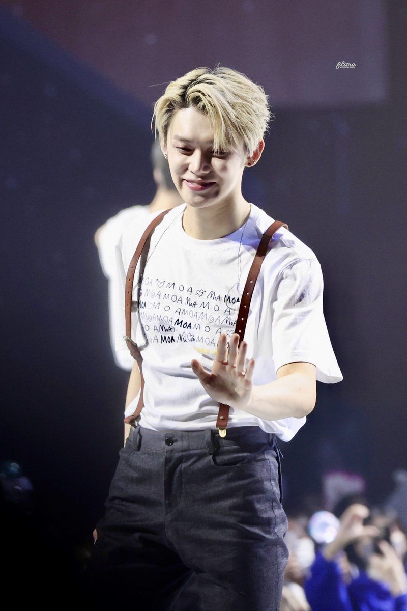 𝙛𝙡𝙖𝙧𝙚 tweet media