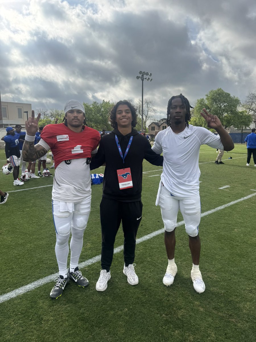 Terrance_lopezz's tweet photo. Great morning at @SMUFB, got to see great things coming from dallas!🐎
@DentonFootball @_Coach_Adams @beaty_david @AdamSchmidtke https://t.co/1cnIJnKI2q