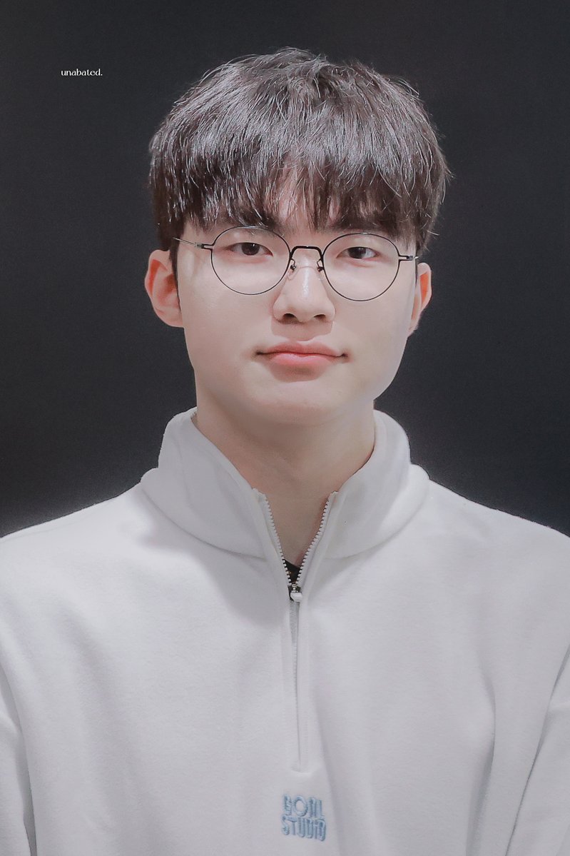 𝙐𝙣𝙖𝙗𝙖𝙩𝙚𝙙. tweet media