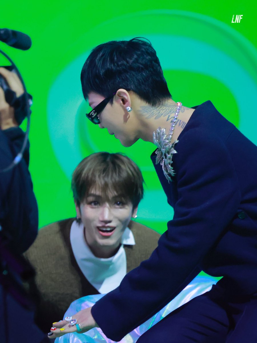 Lnf1022's tweet image. 𝐇𝐚𝐩𝐩𝐲 𝐀𝐩𝐫𝐢𝐥 𝐅𝐨𝐨𝐥𝐬' 𝐃𝐚𝐲🎁

#GDRAGON #GD #지드래곤 
#ジヨン #權志龍 
#AprilFoolsDay