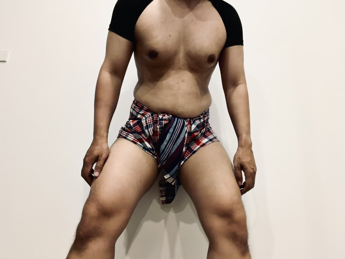 พ่อหนุ่มไทบ้าน tweet media