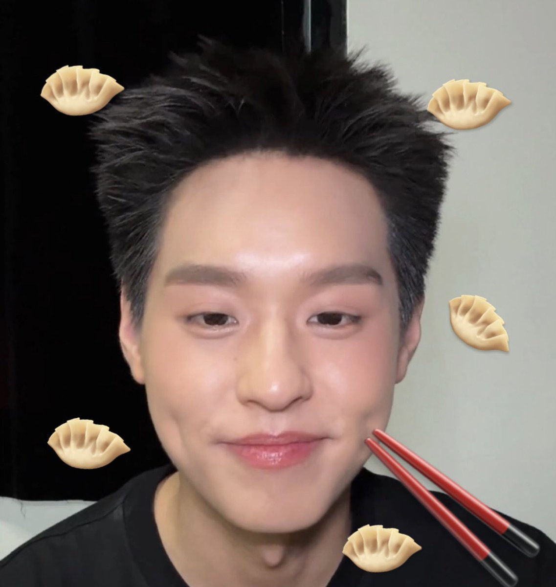 𝘀𝗮𝗹𝗮𝗱 tweet media