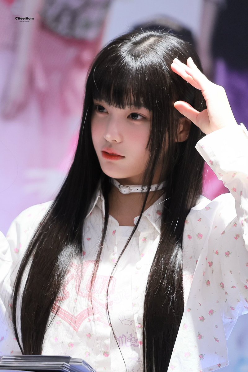 cheei_626's tweet photo. ￼￼￼￼￼￼
240327

#AprilFoolsDay 
#이로하 #IROHA 
#아일릿  #ILLIT https://t.co/ZJPxmCY12z
