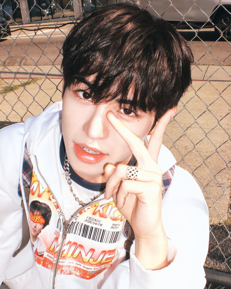 드르렁쿠울슨 tweet media