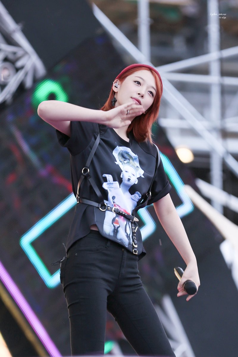 𝐋𝐲𝐜𝐡𝐞𝐞_𝐮𝐧𝐢𝐯𝐞𝐫𝐬𝐞 tweet media