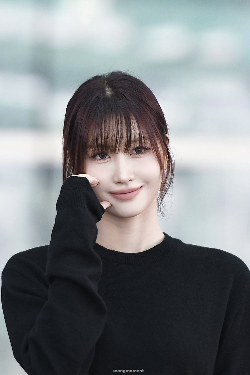 seongMoment tweet media