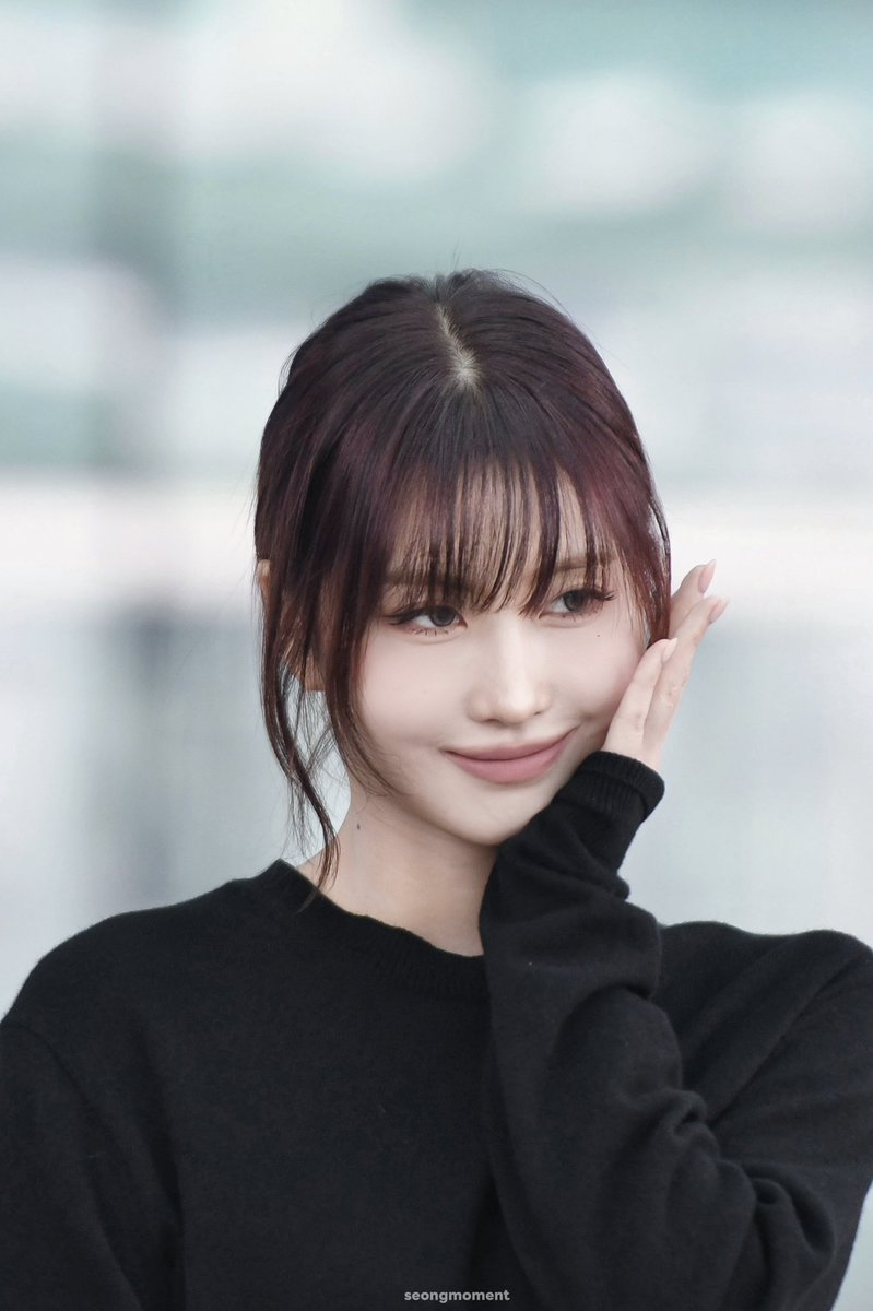 seongMoment tweet media