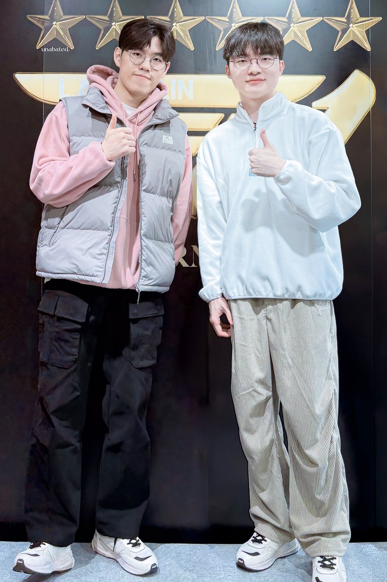 #만우절  끝 😘

올해도 감사합니다 !