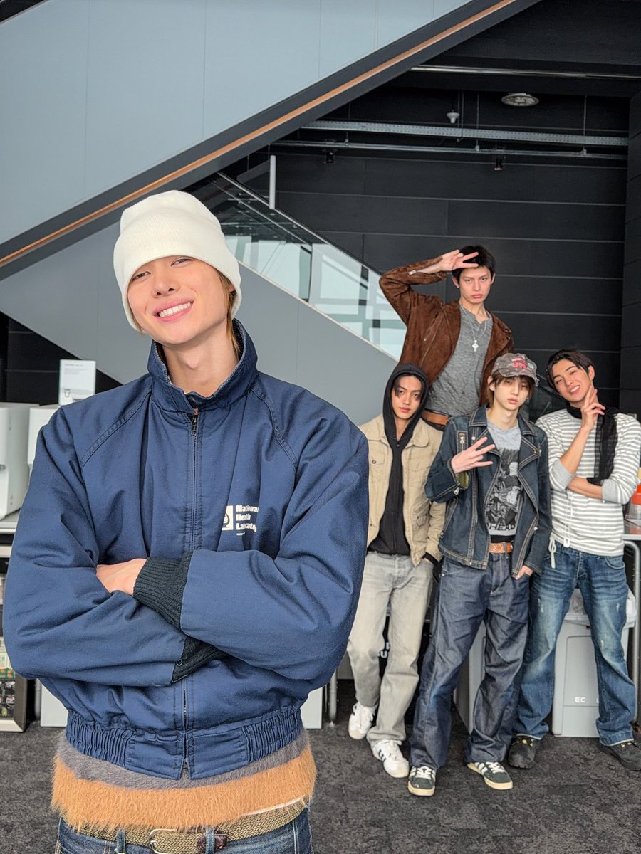 CORTIS CRAVE tweet media