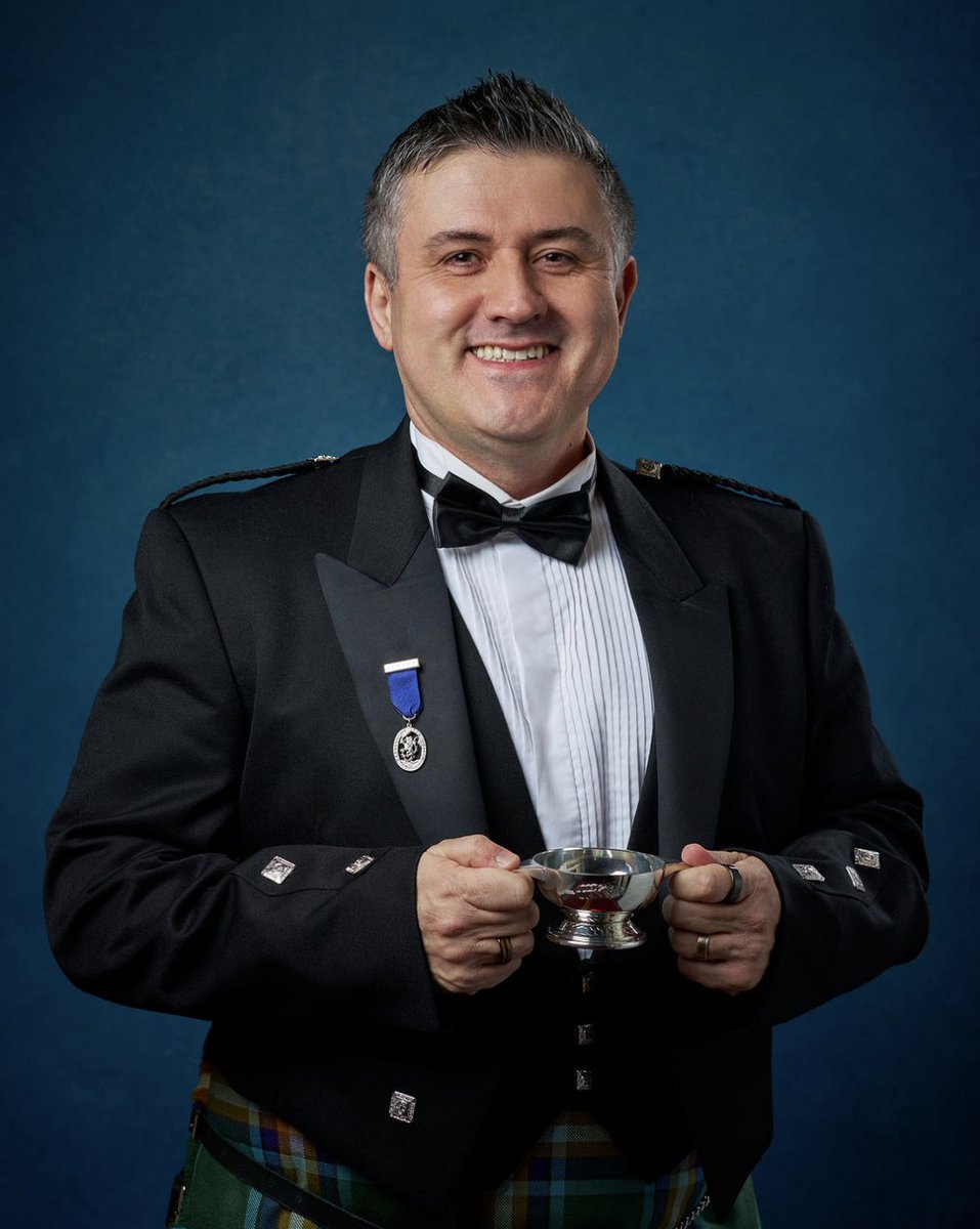 Andre de Almeida tweet media