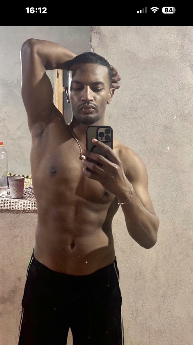 mohamed klay tweet media