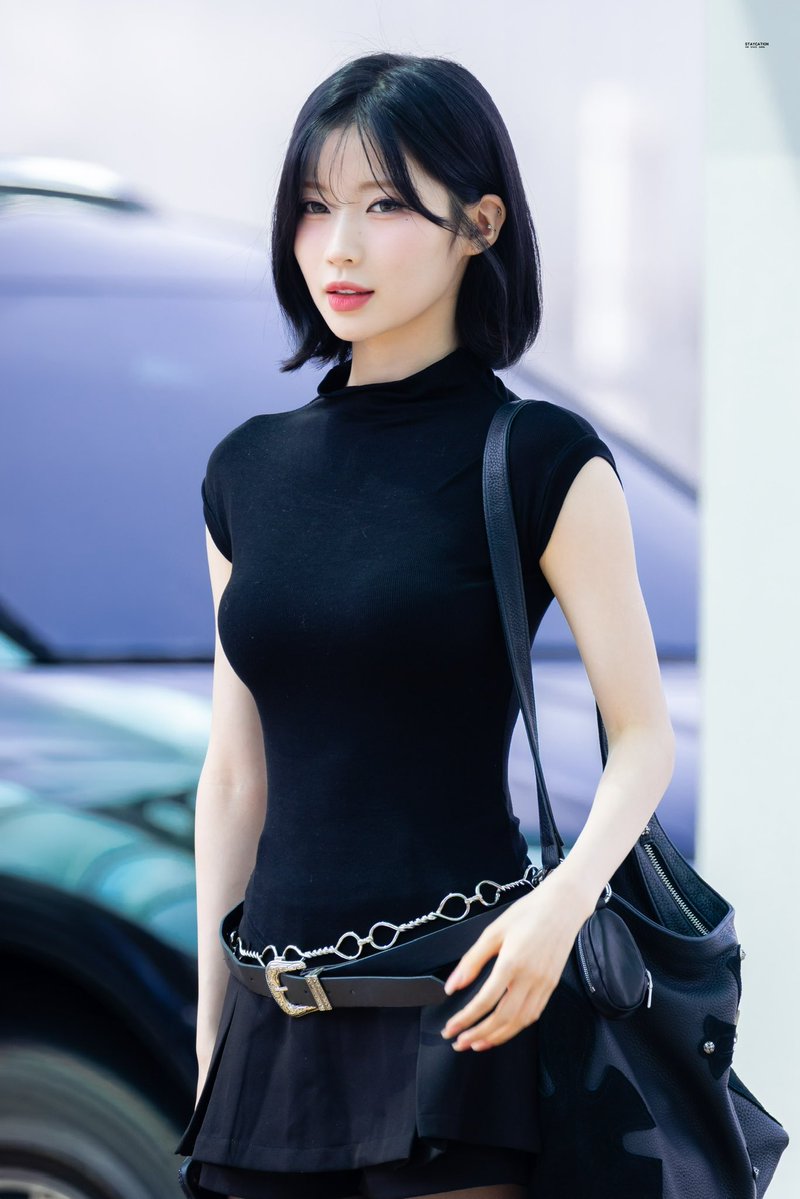 Staycation tweet media