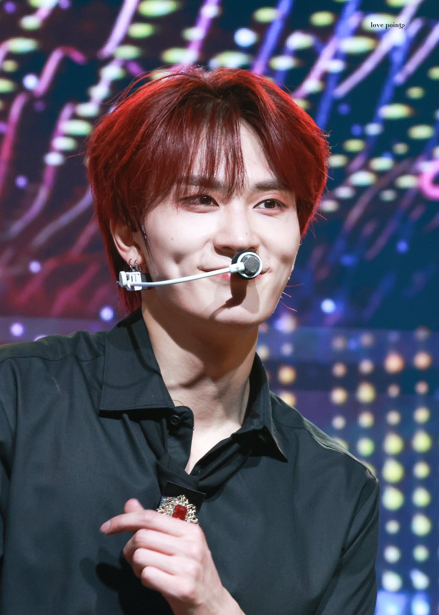 ๐ฅ๐จ๐ฏ๐ ๐ฉ๐จ๐ข๐ง๐ญโกโ tweet media