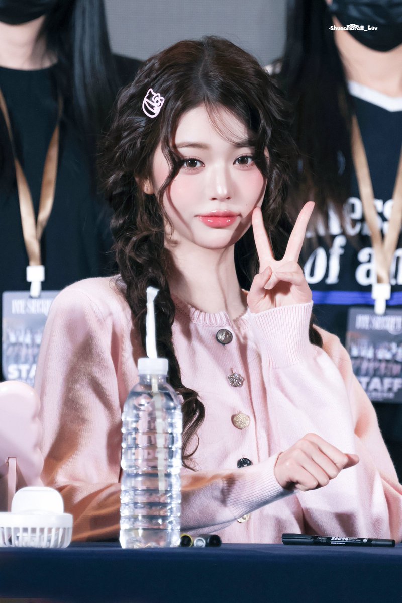 𝑺𝒉𝒖𝒏𝒂𝒎𝒐𝒓𝒐𝒍𝒍_𝑳𝒖𝒗 tweet media