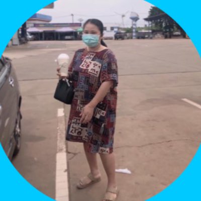 กระหรี่ของลูก tweet media