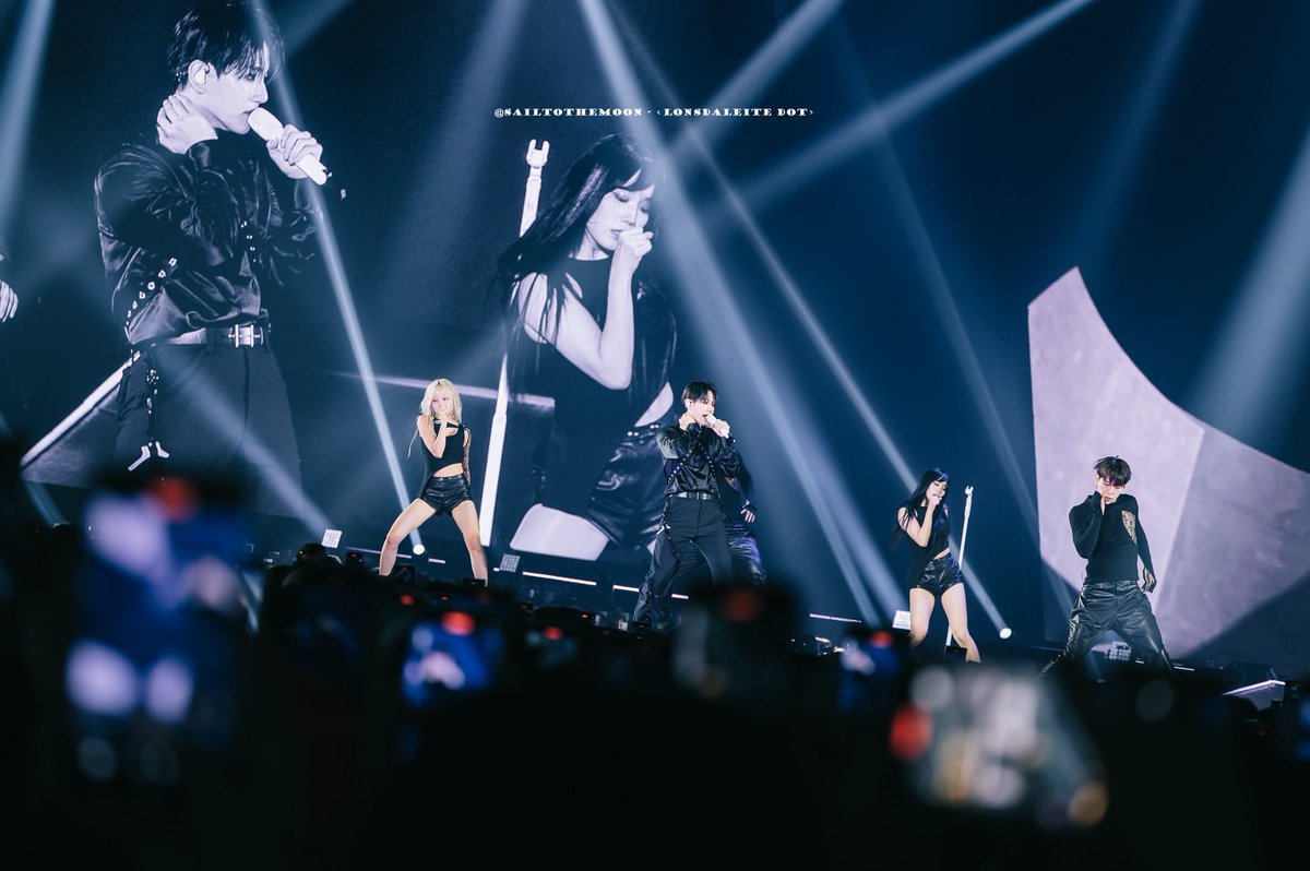 sail to the moon tweet media