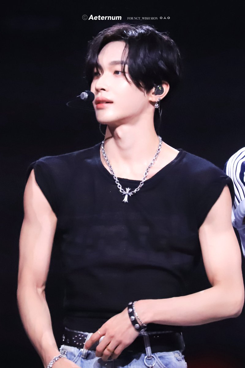 Aeternum_sion tweet media