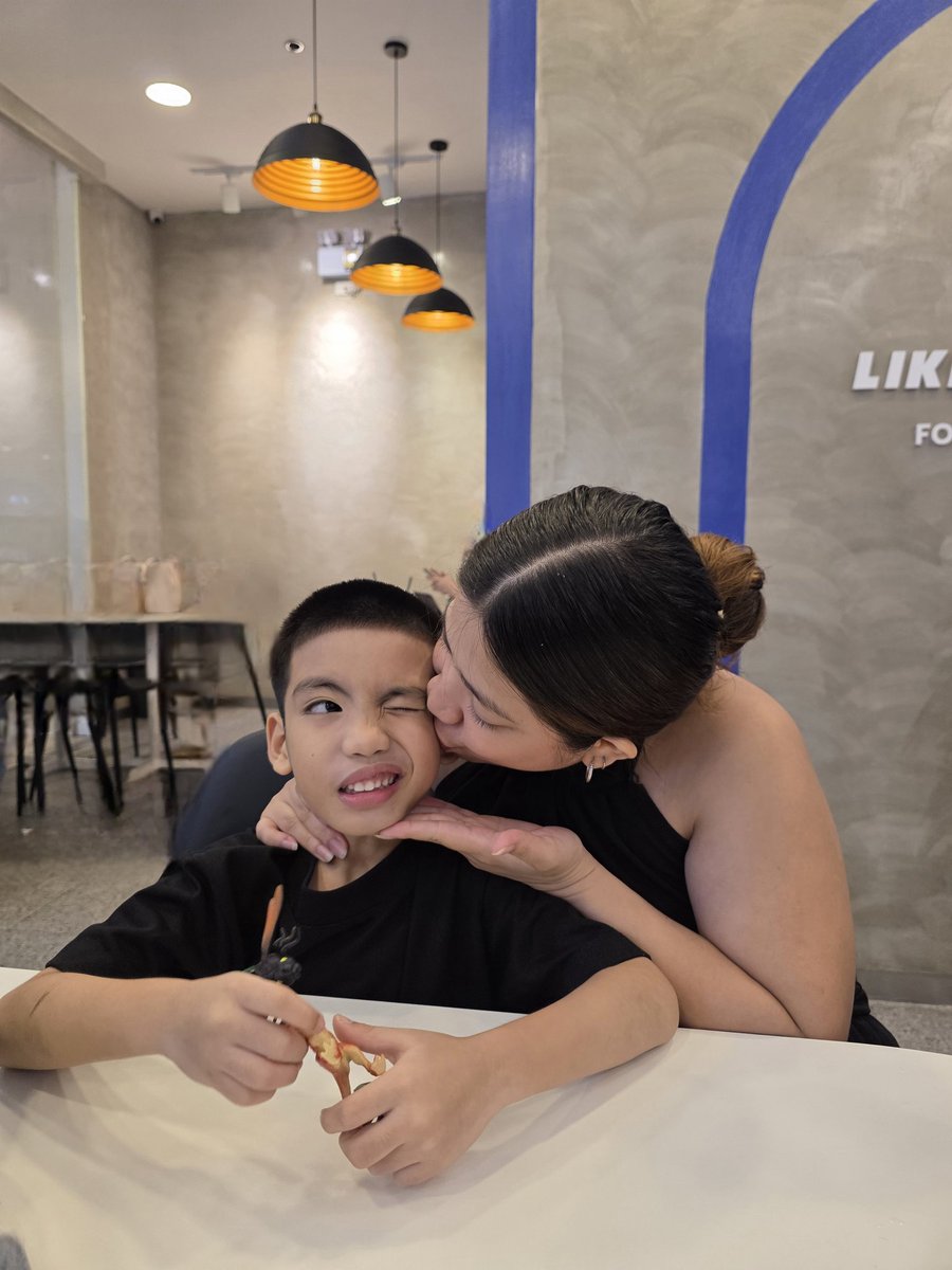 mtrxcncpcn's tweet photo. A day well spent. 
Happy 6th birthday, my little Pinggu!🥳 
I hope you enjoyed your special day. I love you so much♡ https://t.co/oZcAkJCnW8