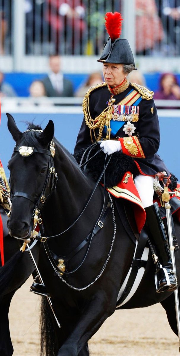 🎩Laird of the Manor 2.0🎩 tweet media