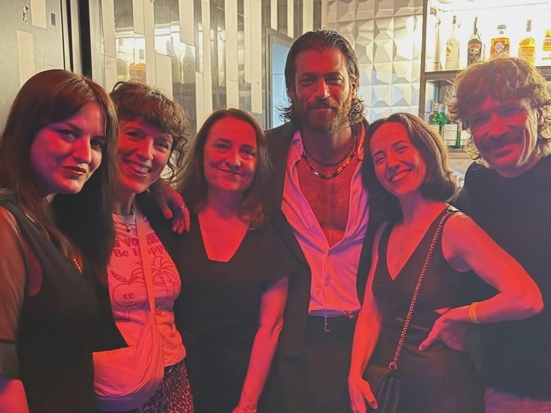 Nuria 
#ElLaberintodelasMariposas 🦋
#CanYaman