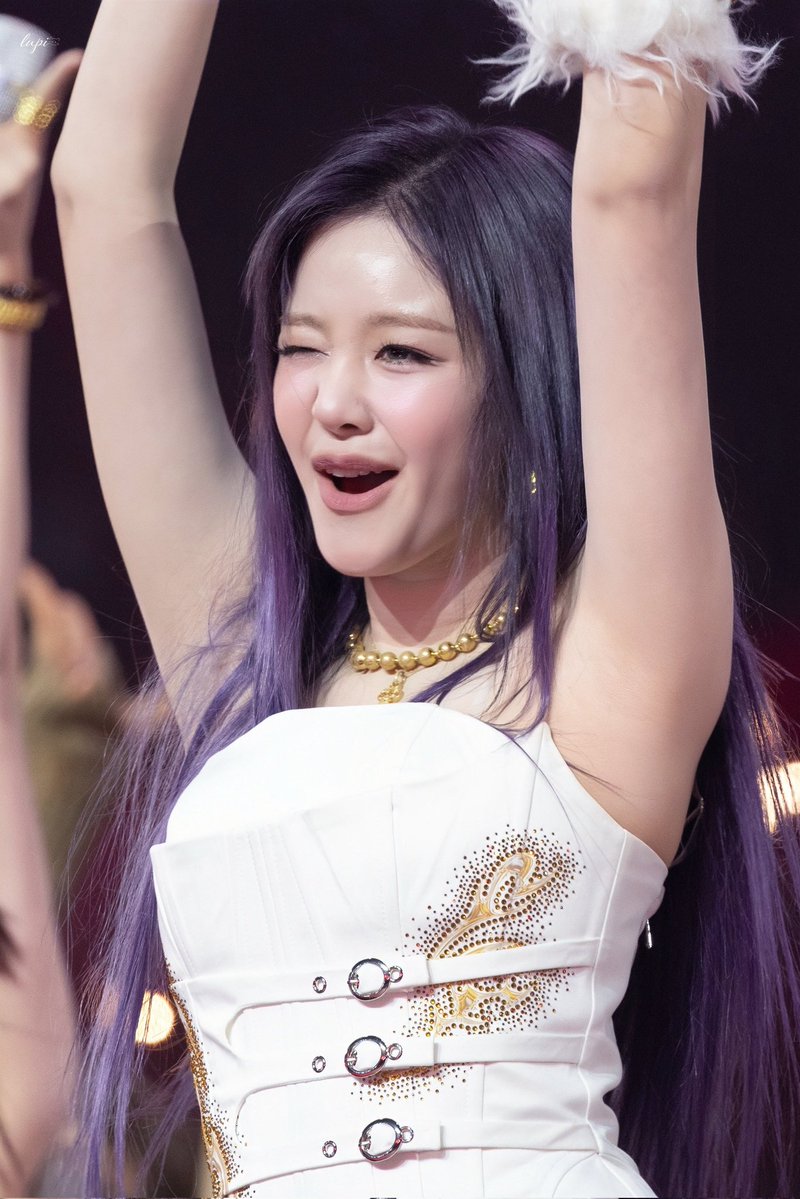 pharita pics tweet media