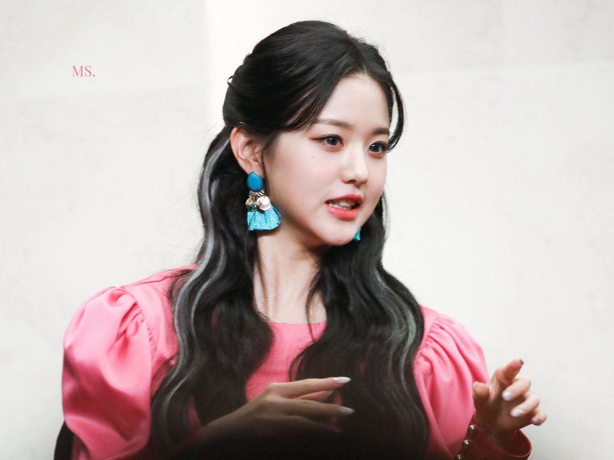 ms_jwy's tweet photo. 𝗛𝗮𝗽𝗽𝘆 𝗔𝗽𝗿𝗶𝗹 𝗙𝗼𝗼𝗹'𝘀 𝗗𝗮𝘆

🎀
#AprilFoolsDay #만우절 
#장원영 #JANGWONYOUNG 
#WONYOUNG #ウォニョン
#IVE #아이브 https://t.co/PgqvJCaTl7