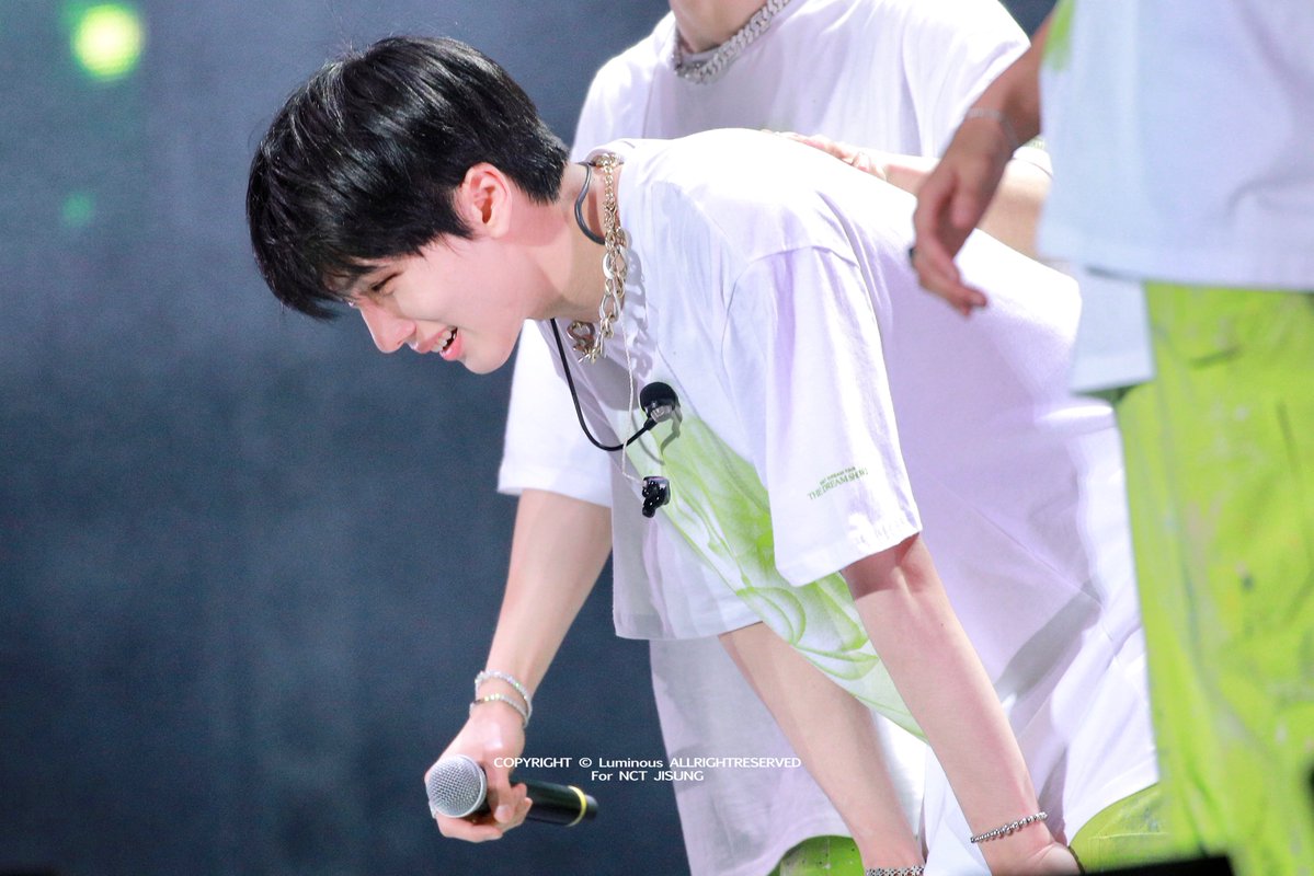 𝘓𝘶𝘮𝘪𝘯𝘰𝘶𝘴 tweet media