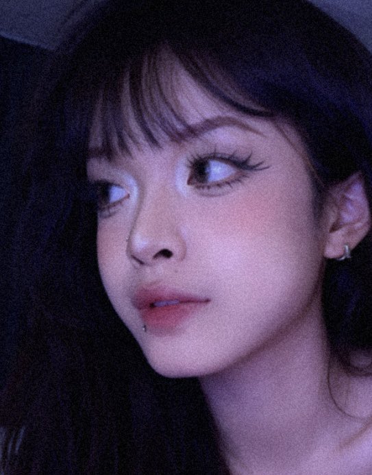 Mây đang buồn 🥹 tweet media