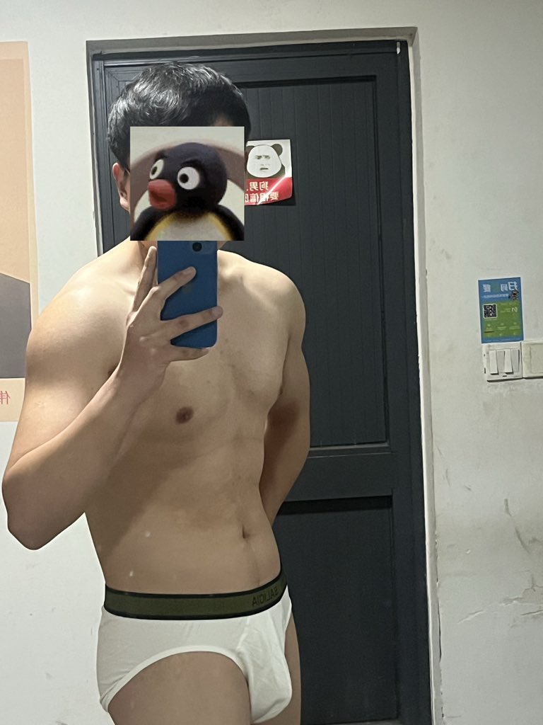 不愉快的嘻嘻哈 tweet media