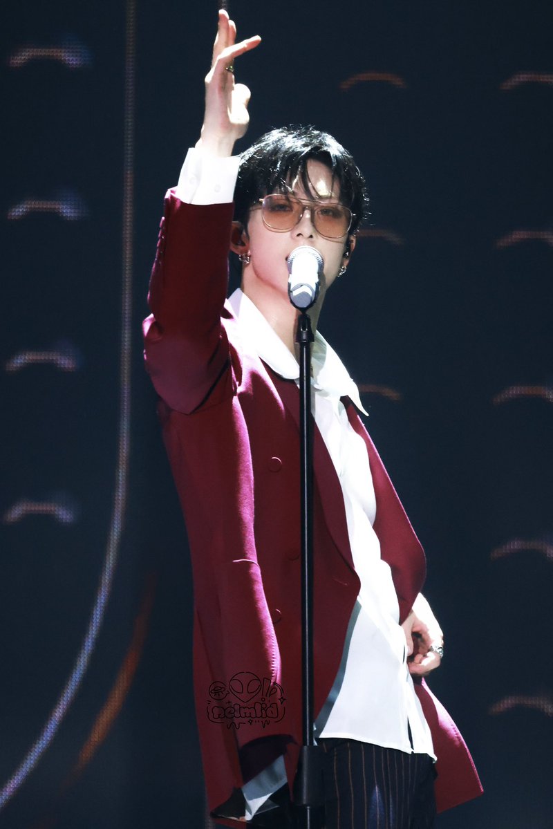 St0nesOu1833 tweet media