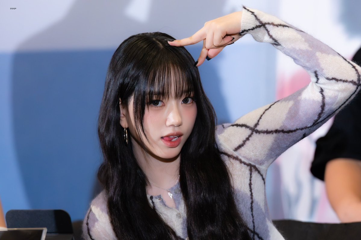 Staycation tweet media