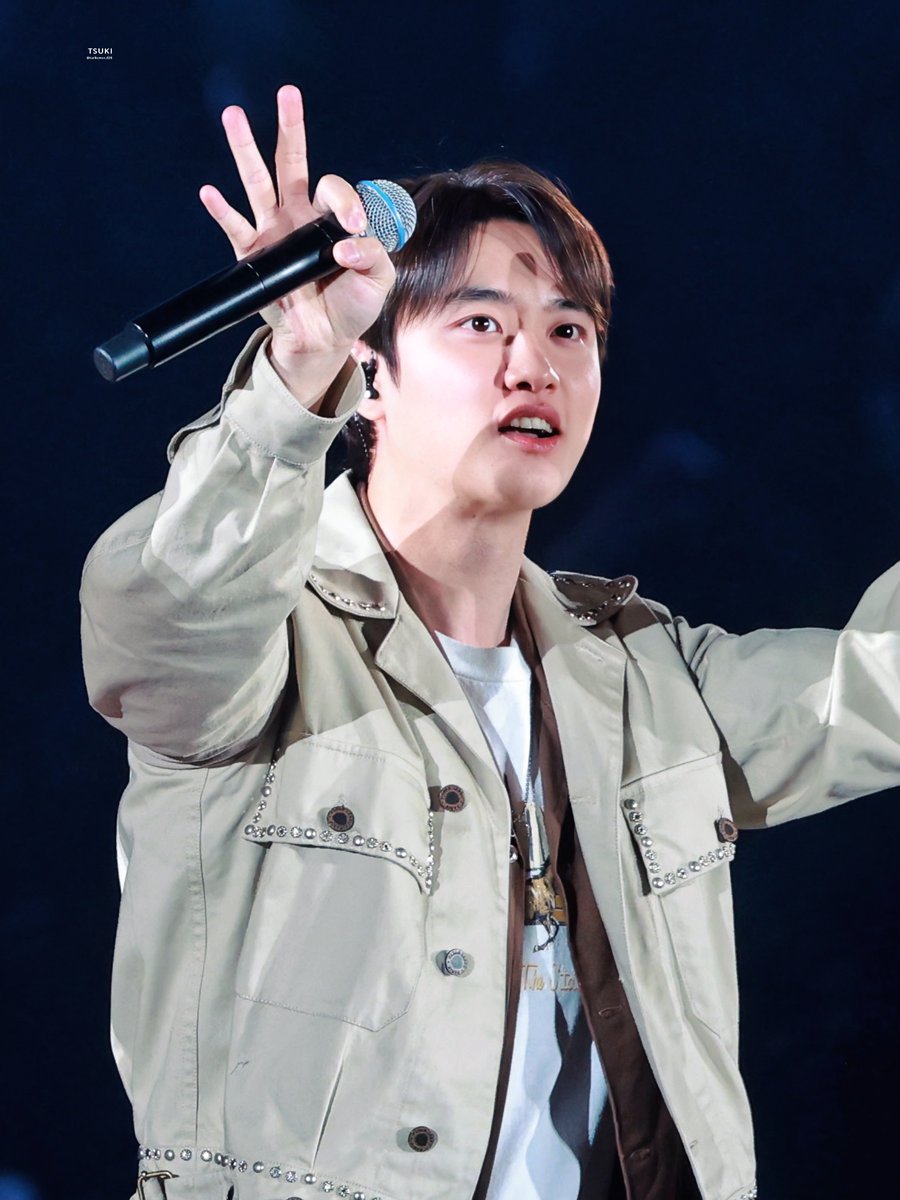 츠키◐ tweet media