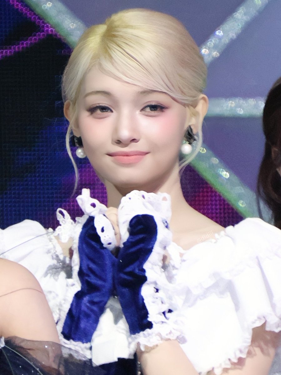 didiii_🧡 tweet media