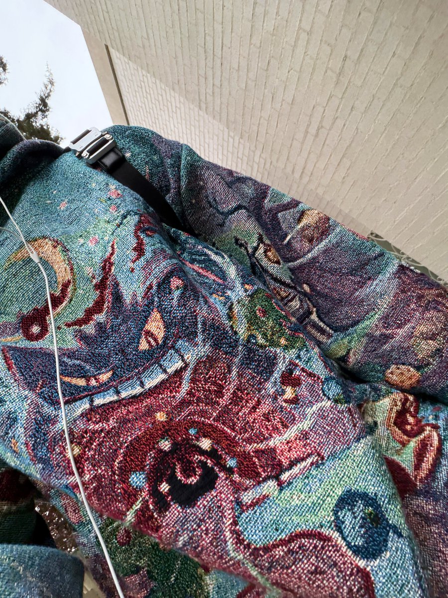 Woven tweet media
