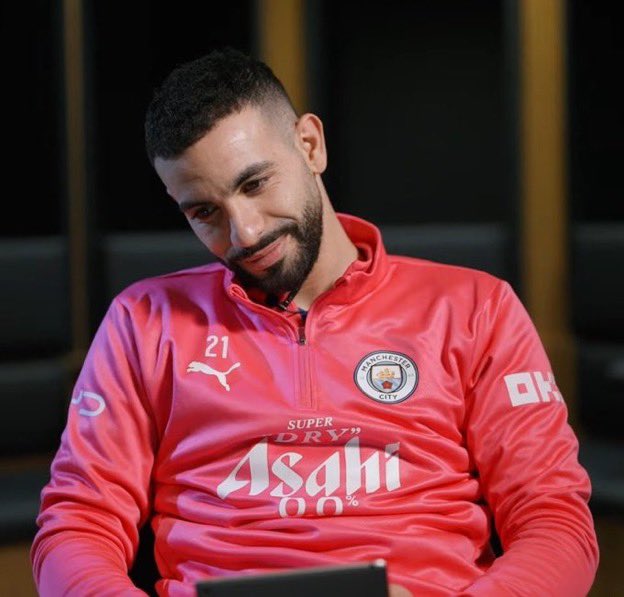 Blue Moon tweet media