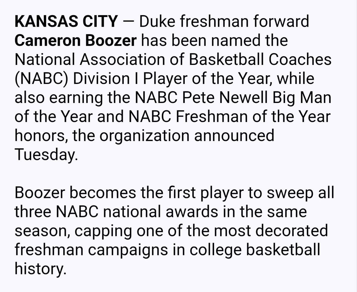 Cameron Boozer is the first player in history to become the reigning NABC Freshman of the Year, Big Man of the Year, and Player of the Year. A well-deserved clean sweep for the Duke basketball star.😈🏀⬇️
